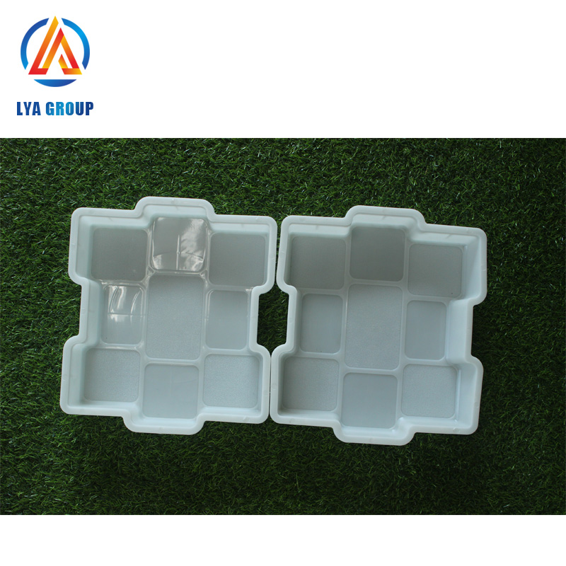 Concrete paver by plastic mold production process